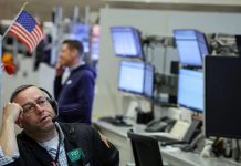 Chứng khoán Mỹ bán tháo vì lợi suất trái phiếu tăng mạnh, giá dầu giảm