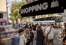 Chính sách của Tổng thống Trump bắt đầu tác động tới kinh tế Mỹ