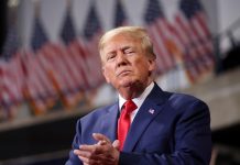 Thu thuế quan của Mỹ lần đầu tiên vượt mốc 100 tỷ USD