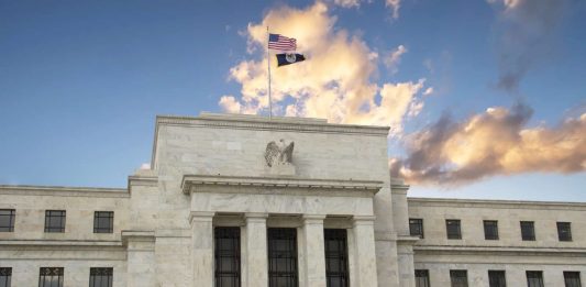 Tân Chủ tịch Fed Kevin Warsh Phát Tín Hiệu “Lạ”: Điều Gì Đang Chờ Đợi Đồng USD, Vàng Và Thị Trường Ngoại Hối?